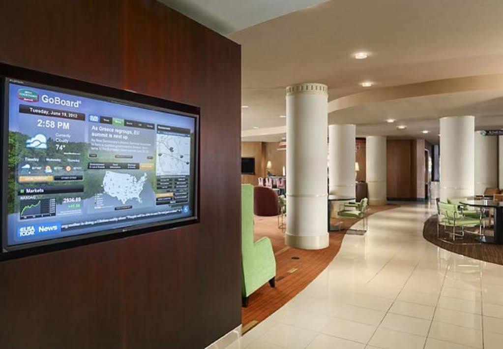 Courtyard Lancaster Hotell Fertility Exteriör bild